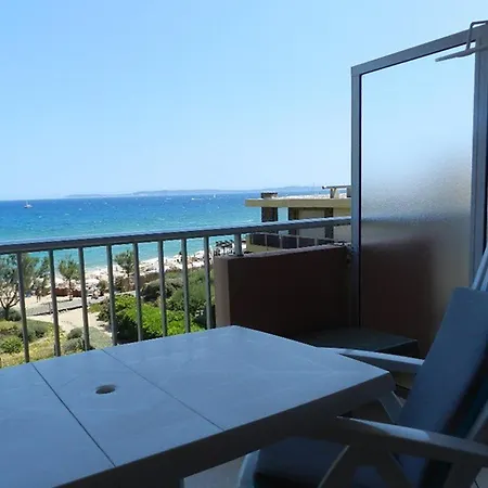 Apartment Avec Terrasse Et Parking Au Lavandou, Acces Direct - Fr-1-251-804 Le Lavandou